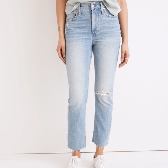 Madewell The Petite Perfect Vintage Jean in Coney Wash: Destroyed Edition 28P - Picture 3 of 4